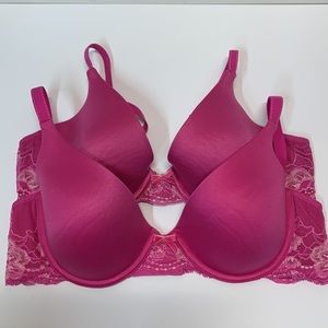 Bundle of 2 Maidenform Pink Bra